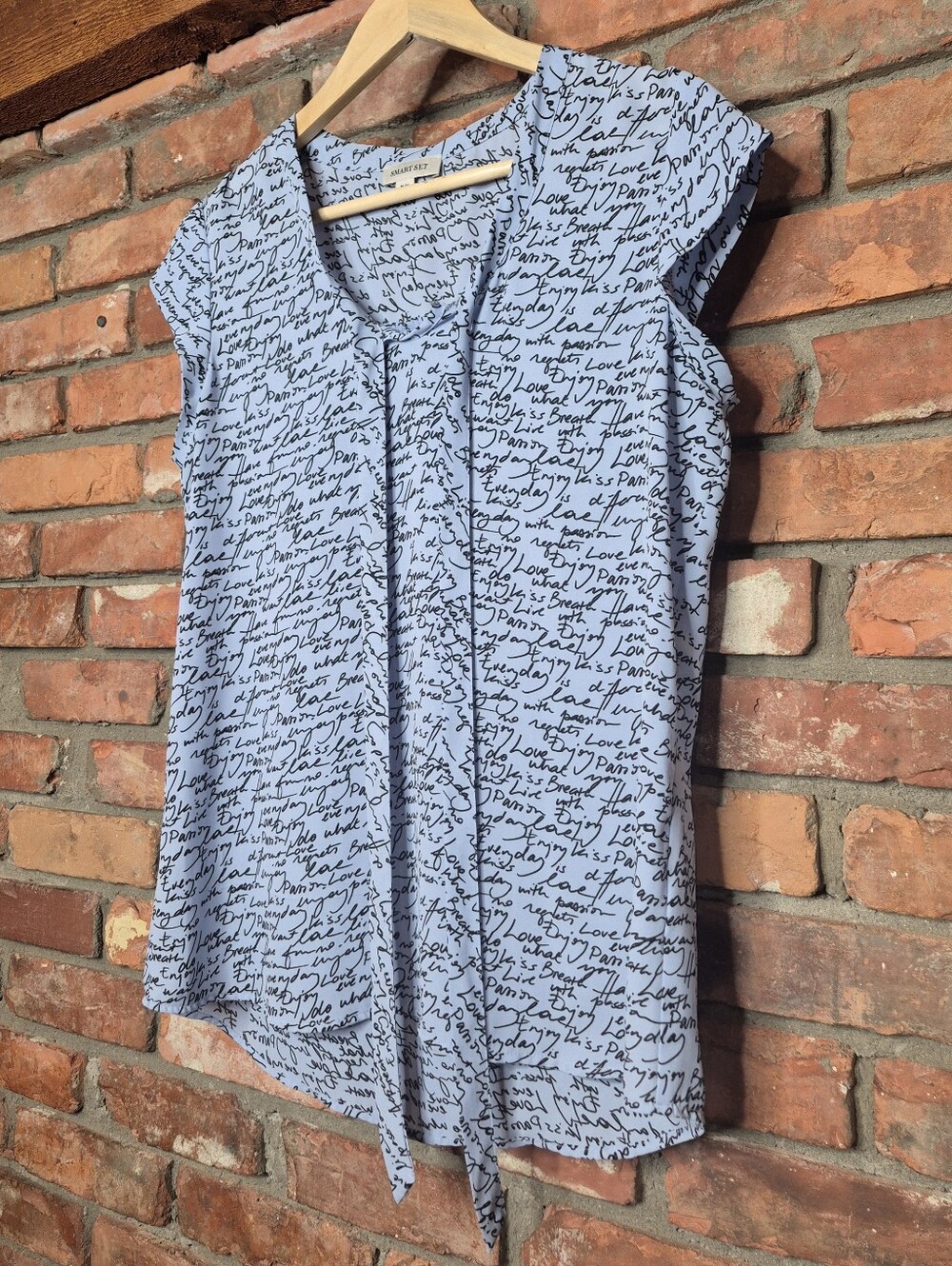 Smart Set Blue Black Script Print Tie Front Blouse Top Short Sleeve Medium